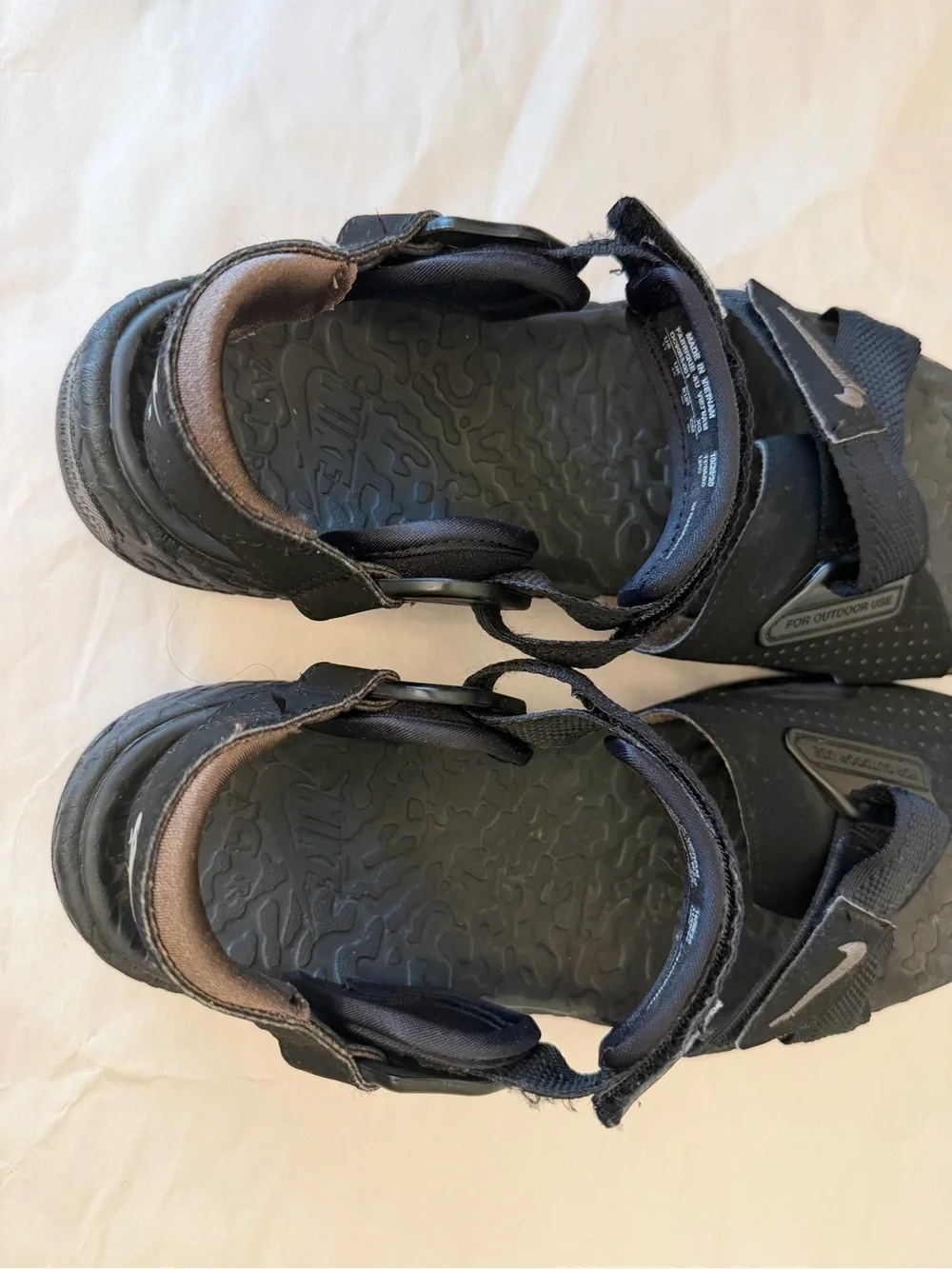 Nike ACG Men's Black Outdoor Hiking Sandals Sz 11